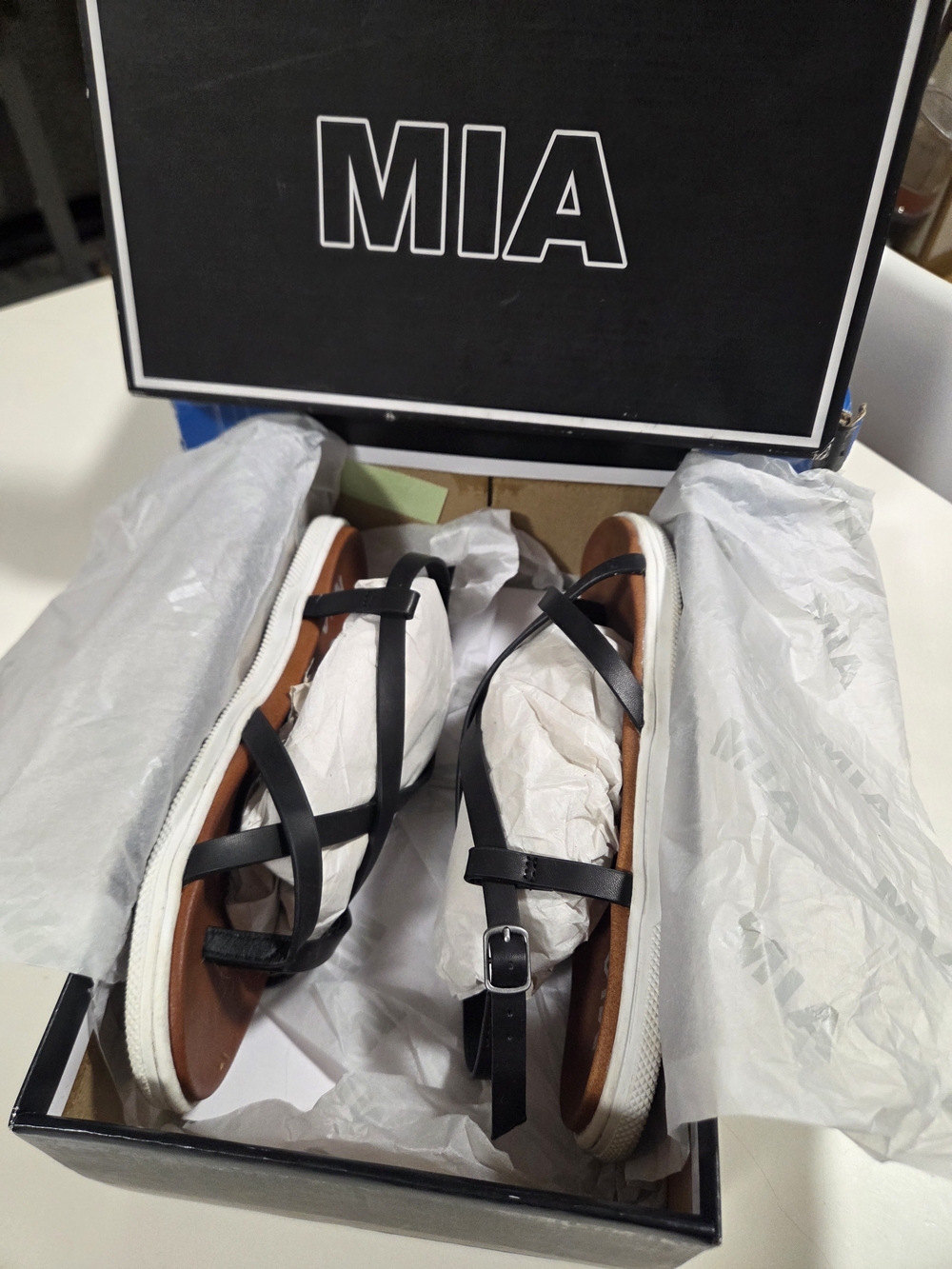 MIA Size 8.5 Black Strappy Sandals Elana Adjustable Buckle White Sports Sole EUC